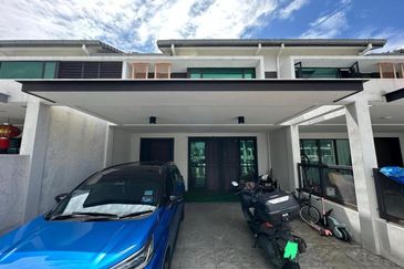 ATHIRA, Bandar Bukit Raja