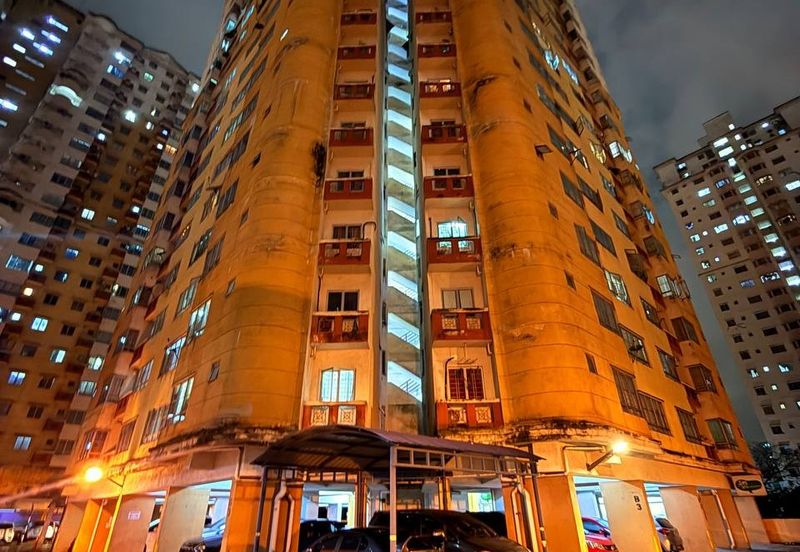 Pangsapuri Melur (Sentul)