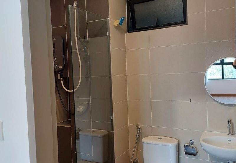 Zentro Residences @ 16 Sierra