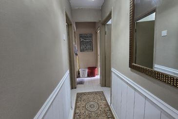 Apartment Taman Topaz