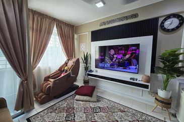 Apartment Taman Topaz