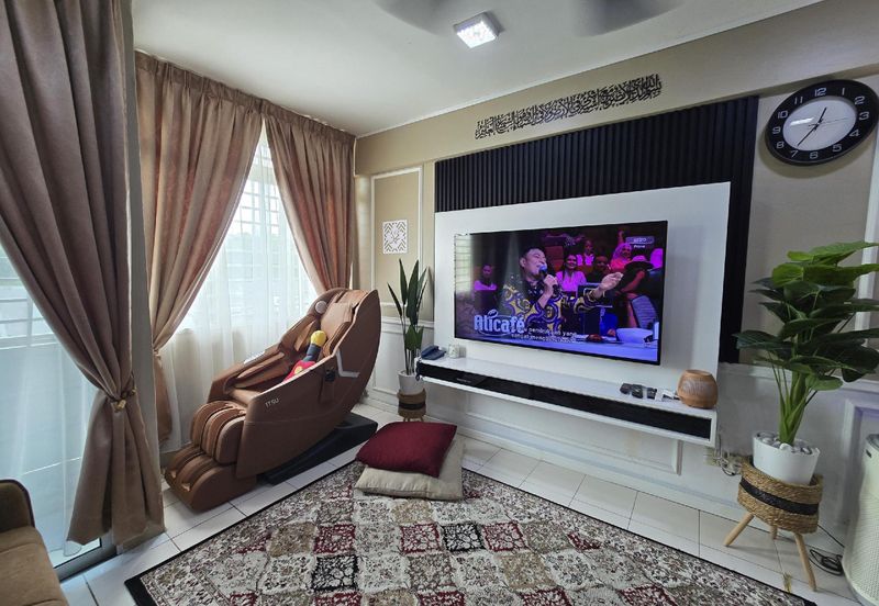 Apartment Taman Topaz