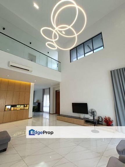 WTS / FOR SALE :  ELEGANT Double Storey Bungalow Lot at Kayangan Height, Seksyen U9 Shah Alam, Selangor, Shah Alam