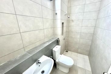 Robin @ Bandar Rimbayu