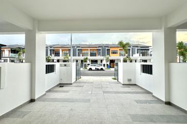 Robin @ Bandar Rimbayu