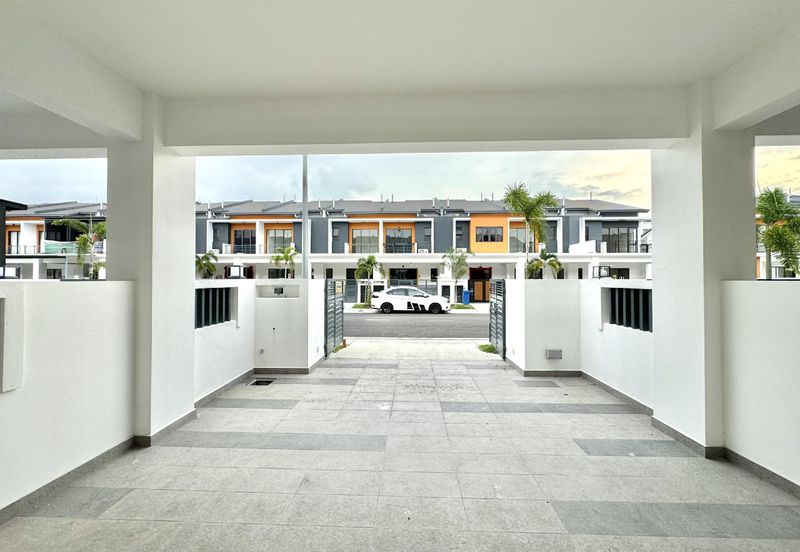 Robin @ Bandar Rimbayu