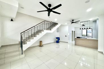 Robin @ Bandar Rimbayu