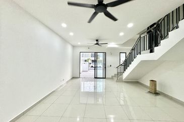 Robin @ Bandar Rimbayu