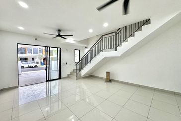 Robin @ Bandar Rimbayu