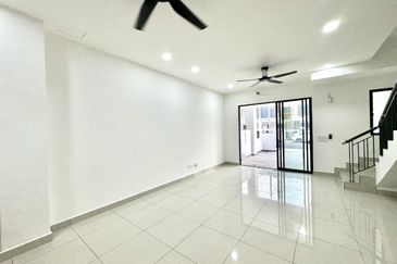 Robin @ Bandar Rimbayu