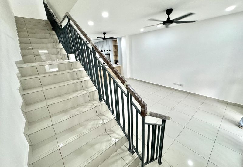 Robin @ Bandar Rimbayu