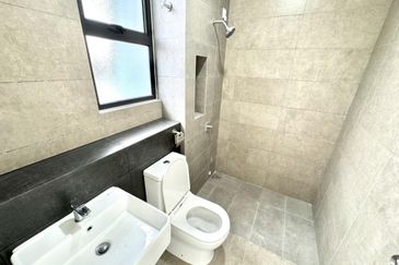 Robin @ Bandar Rimbayu