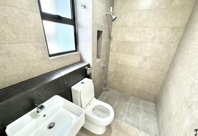 Robin @ Bandar Rimbayu