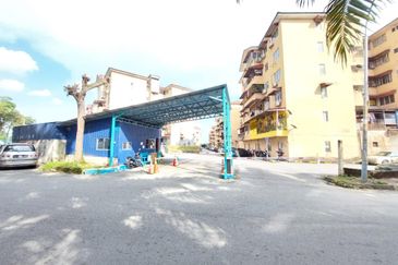 Pangsapuri Bukit Kuda