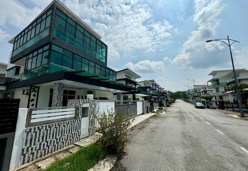 Ivory Heights @ Desa 8, Bandar Country Homes