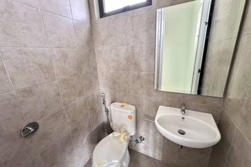 Elmina Green The Eighth @ City of Elmina