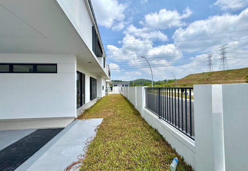 Elmina Green The Eighth @ City of Elmina