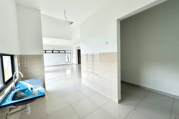 Elmina Green The Eighth @ City of Elmina