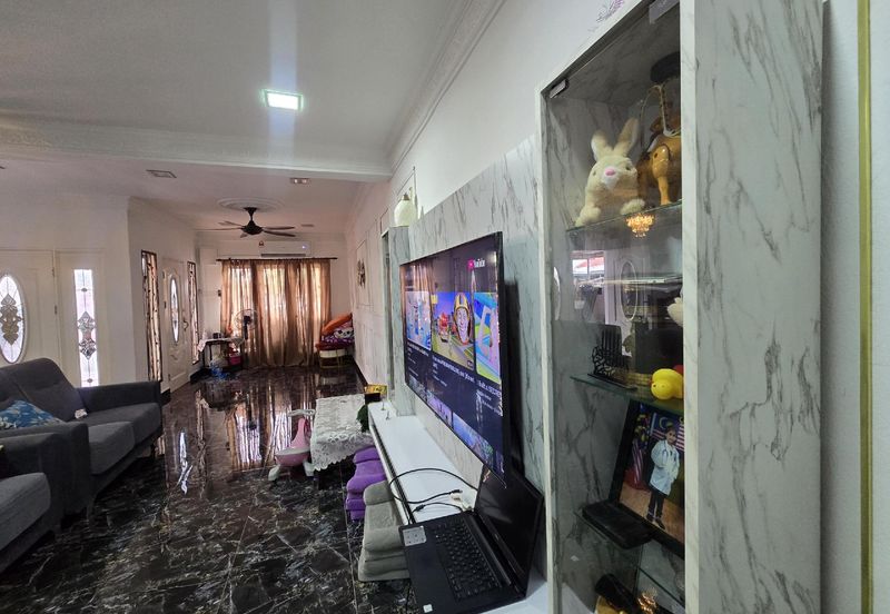 Taman Teluk Gedung Indah