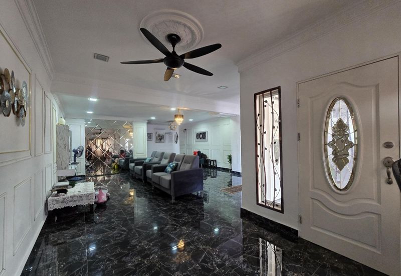 Taman Teluk Gedung Indah