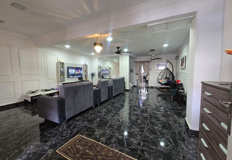 Taman Teluk Gedung Indah