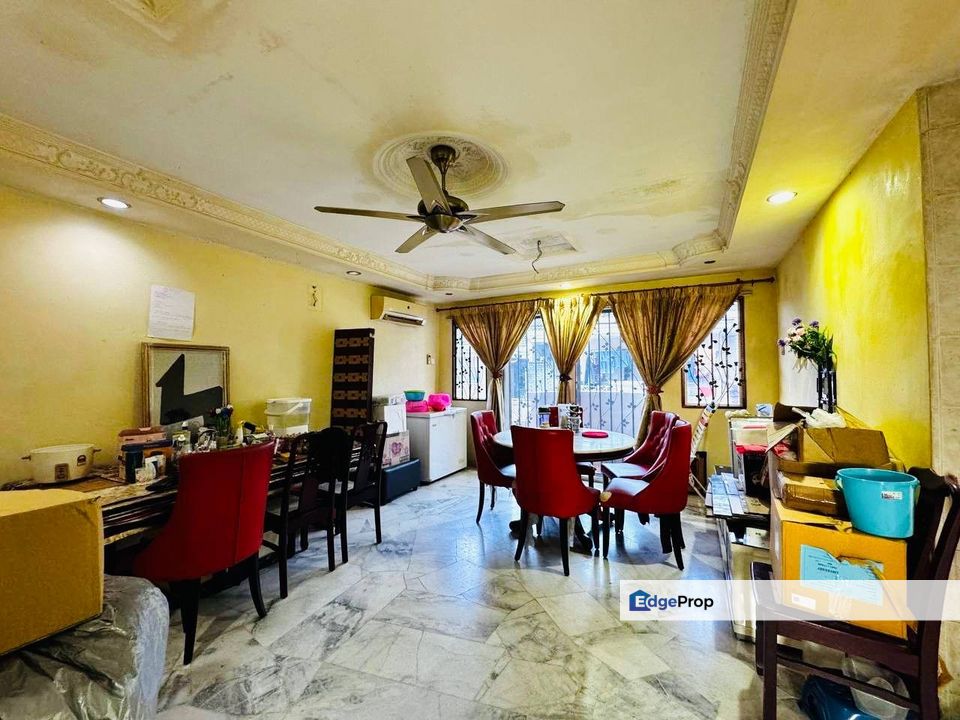 FOR SALE   Townhouse Duplex Sri Mahligai Seksyen 9 Shah Alam  (Upper Unit) Turun Harga RM499k - RM475k, Selangor, Shah Alam