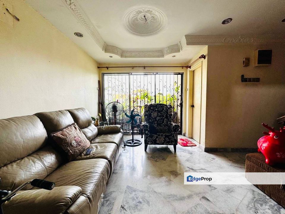 FOR SALE   Townhouse Duplex Sri Mahligai Seksyen 9 Shah Alam  (Upper Unit) Turun Harga RM499k - RM475k, Selangor, Shah Alam