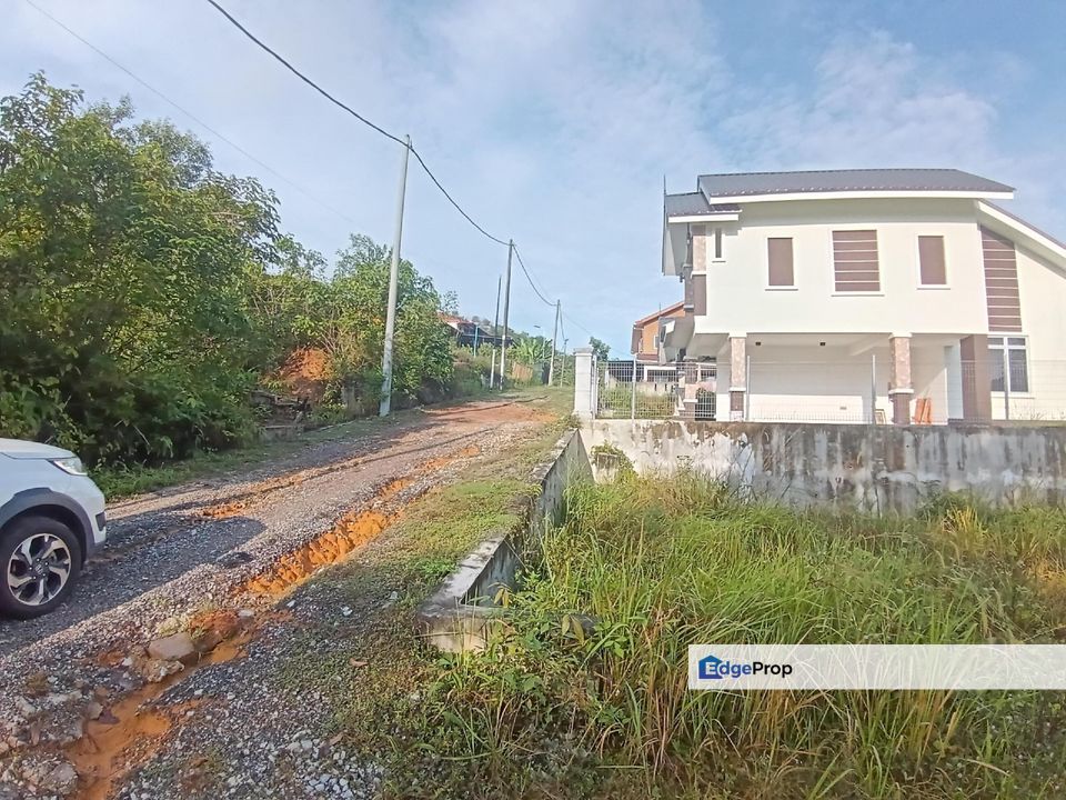 WTS / FOR SALE :  Tanah Lot Individu. 2,787 Sqft di Jenderam Hulu (Belakang Warong Selekoh Kambing)  📍 Salak Tinggi, Selangor, Selangor, Dengkil