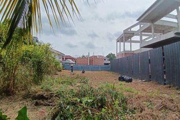 Taman Seroja, Bandar Baru Salak Tinggi