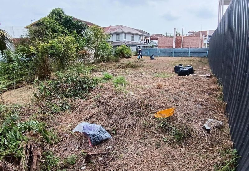 Taman Seroja, Bandar Baru Salak Tinggi