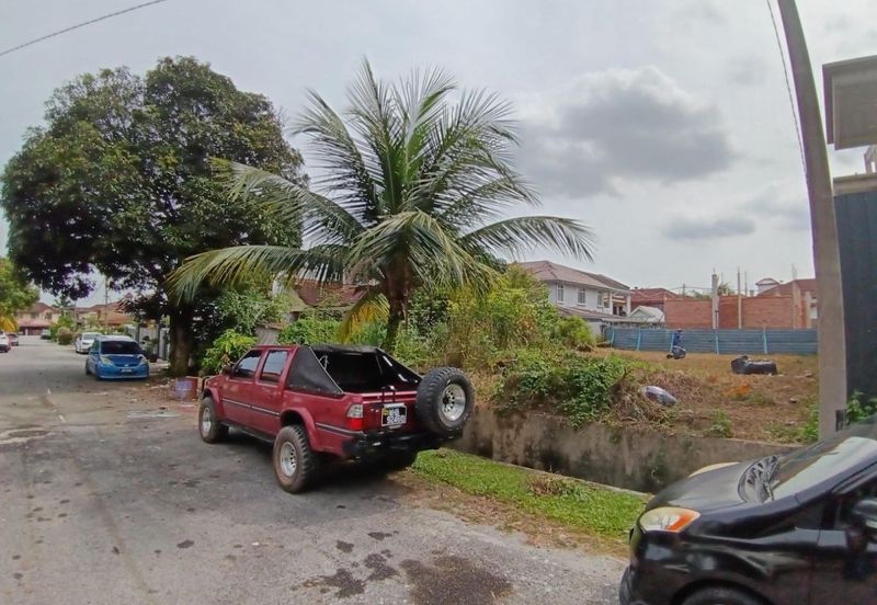 Taman Seroja, Bandar Baru Salak Tinggi