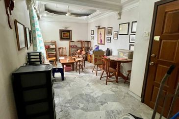 Subang Perdana Goodyear Court 9