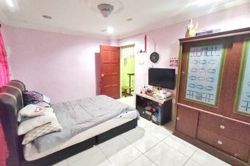 Taman Sri Sungai Pelek