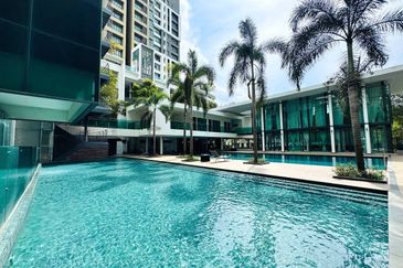 Lake Point Residence