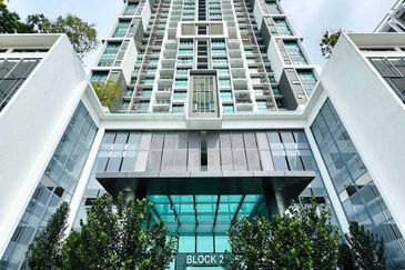 Lake Point Residence