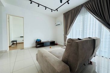 Lake Point Residence