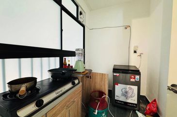 Lake Point Residence