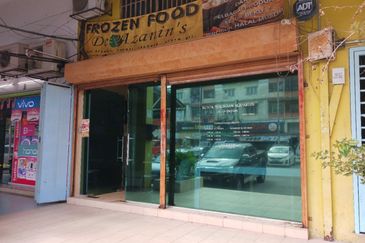 Kawasan Perniagaan Desa Ria Balakong