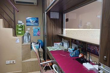 Kawasan Perniagaan Desa Ria Balakong