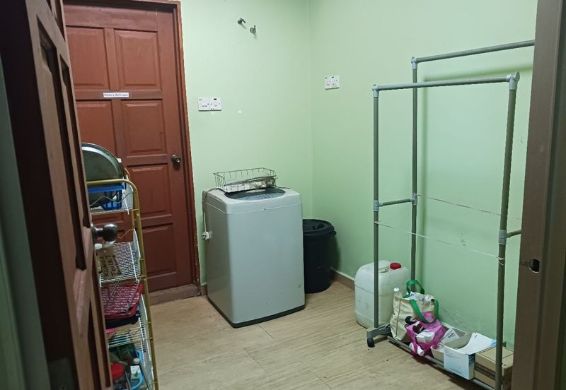 Kawasan Perniagaan Desa Ria Balakong