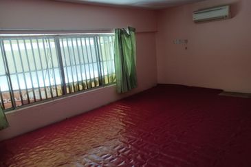 Kawasan Perniagaan Desa Ria Balakong