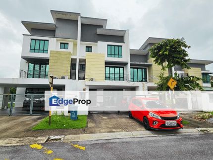 WTS / FOR SALE :  3 Storey Terrace Intermediate, Zircona Alam Impian, Shah Alam Facing Playground, Selangor, Shah Alam