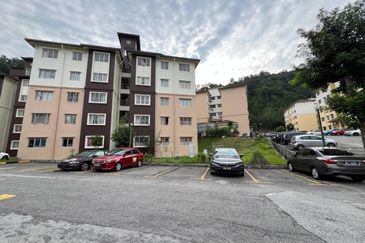 Sri Penaga Apartment