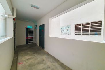 Puncak Hijauan (Hijauan Heights)