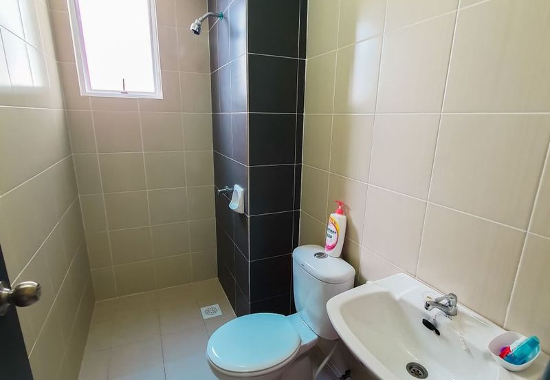 Puncak Hijauan (Hijauan Heights)