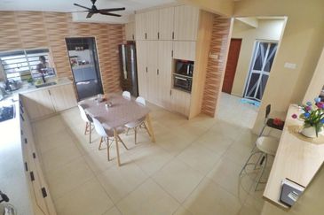 Taman Tasik Semenyih (Lake Residence)