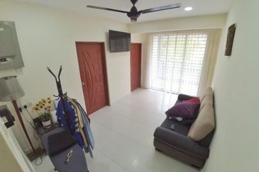 Taman Tasik Semenyih (Lake Residence)