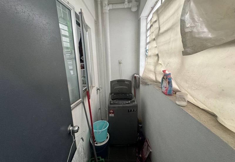 Puncak Hijauan (Hijauan Heights)