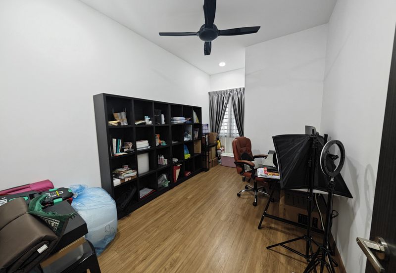 Serenia Adiva @ Serenia City