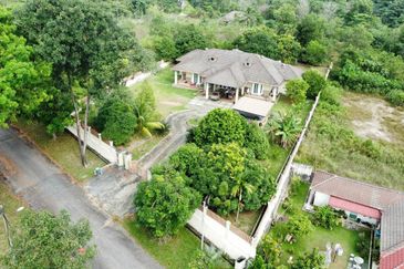 Kelab Golf Bukit Beruntung